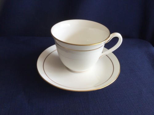 Royal worcester contessa - worcester, tea