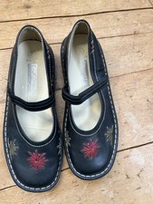 Loretta Black Leather
