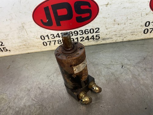 Hydraulic brush motor