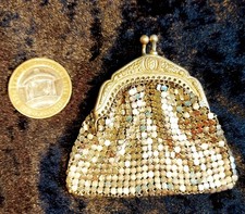 Sweet Little Vintage Silver Metal Chain Mail Coin Purse with Embossed Design VGC