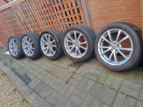 Alfa romeo alloy wheels - alloy,