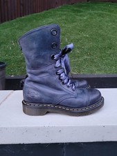 Martens triumph aimilita - dr,