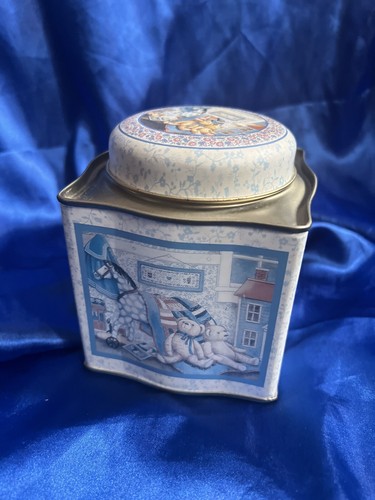 Vintage metal tin with teddies - vintage,