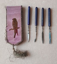 Vintage Parrot Manicure Set