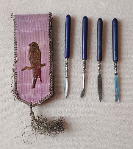 Vintage parrot manicure set - parrot,