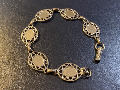 Vintage silver tone charm - silver,