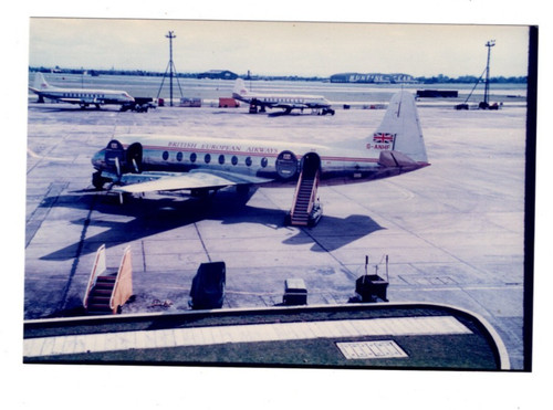 Vickers 701 viscount - vickers,