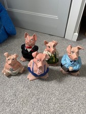 Wade Natwest  Pigs Set of 5