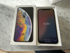 Apple iPhone XS - 64 GB -