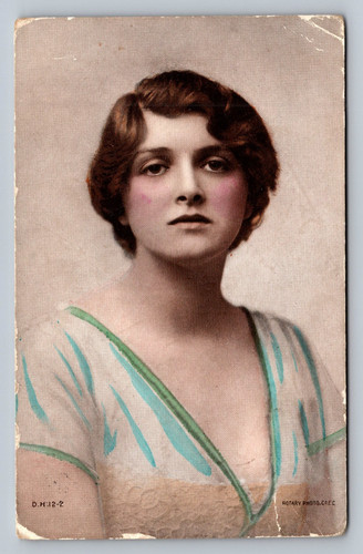 Postcard edwardian actress - actress,