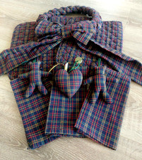 LAURA ASHLEY:Quilted Table