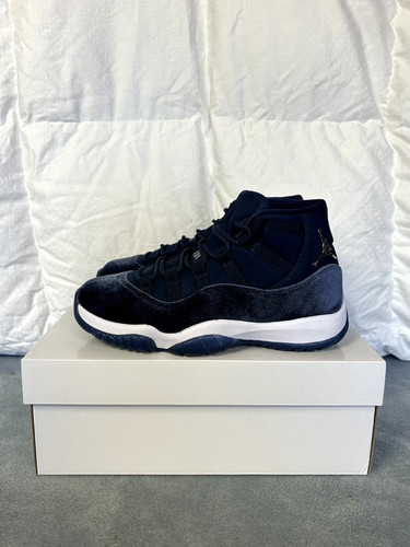Nike air jordan retro - 11,