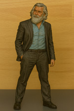 M61 bearded man in smart - –,
