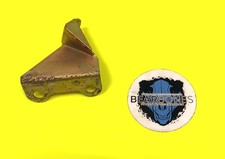 ESR169  LR Defender 90 110 2.5L NAD Exhaust Mounting Bracket For Vin AA267064