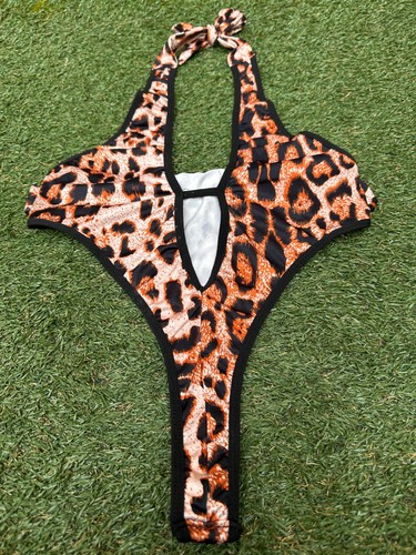 Bnwot leopard print one - leopard,