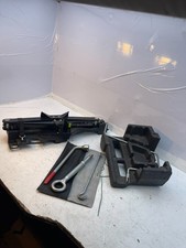 VOLVO XC90 2010 WHEEL JACK