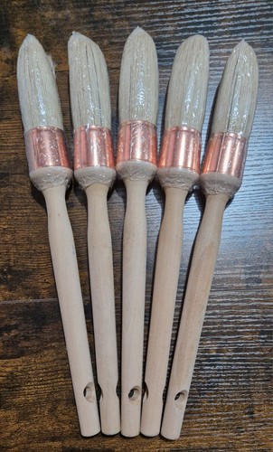 Large sash paint brushes - x,