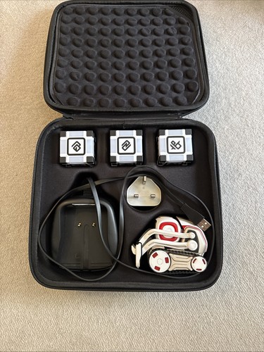 Anki cozmo robot with guide - cozmo,