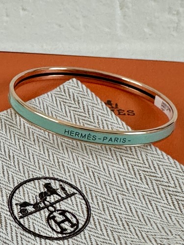 Nwt authentic hermes uni - authentic,