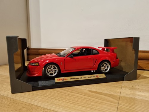 Maisto ford mustang svt - mustang, cobra