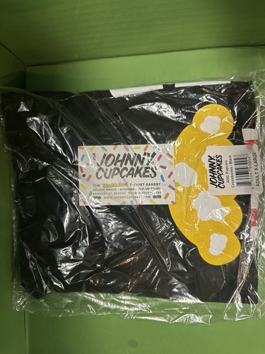 Amc johnny cupcakes popcorn - amc, x