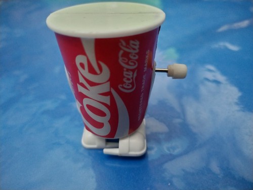 Rare coca cola wind walking - rare,