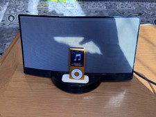 BOSE SoundDock Series 1 Digital Music System + Apple iPod Nano 4th Gen Included
