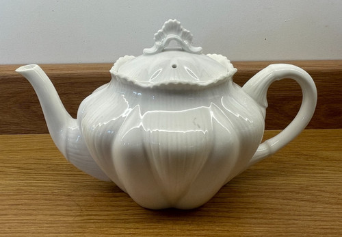 Vintage shelley dainty - shelley,