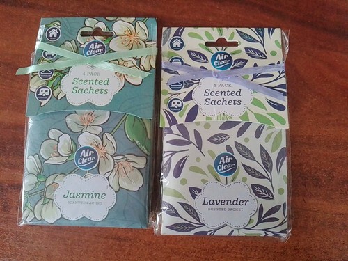 Packs scented sachets 4 - of,