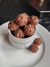 Classic Belgian truffles, milk