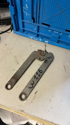 Mercedes benz w116 hood - hood, hinge