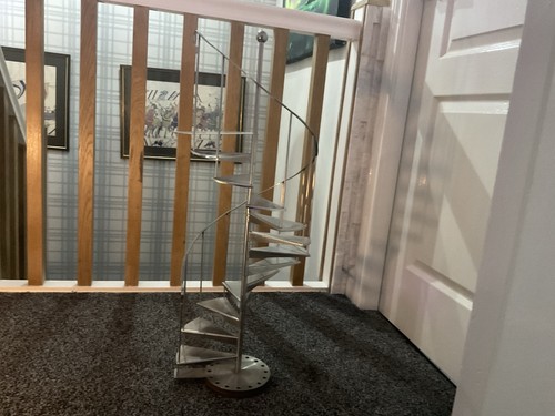 Steel staircase model - steel,