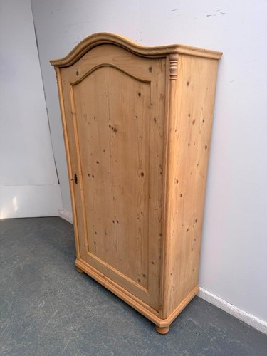 Clean shallow arched - a,