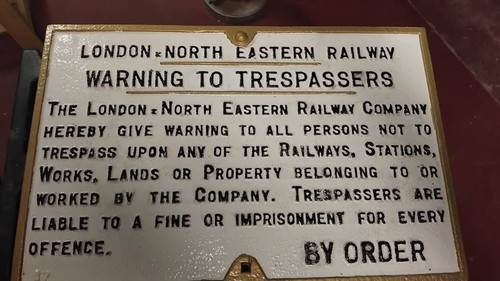 Lner original cast iron - lner,