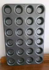 The Pampered Chef Mini Muffin