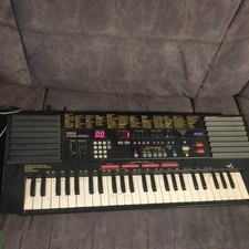 Yamaha PortaSound PSS-590 Electric Keyboard