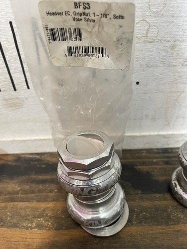 Chris king silver1 - king, silver1-1/8"