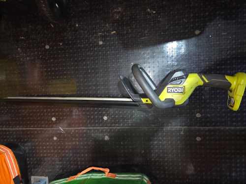 Ryobi 18v one cordless - 18v, hedge