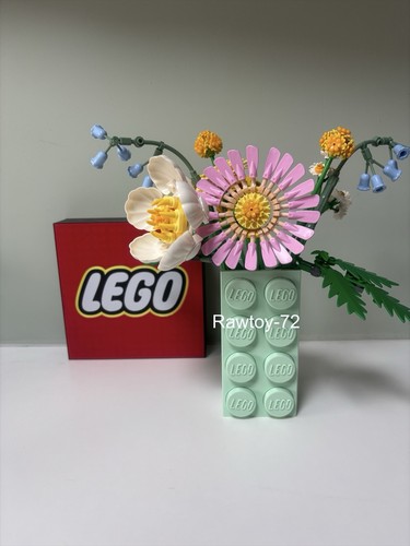 Brick vase display - display, lego