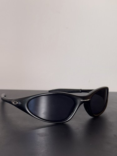 Oakley minute black sunglasses - oakley,