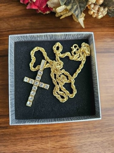 Large gold tone - large,