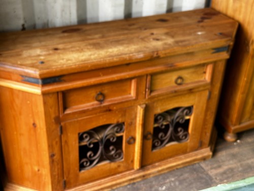 Low angtique sideboard - angtique,