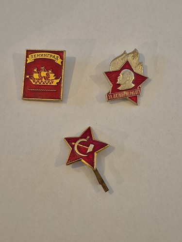 Vintage soviet ussr badges - 3x,