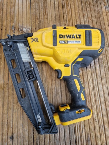 Dewalt dcn660 cordless angled - dewalt,