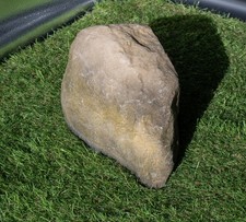 Fibreglass fake rocks - ,