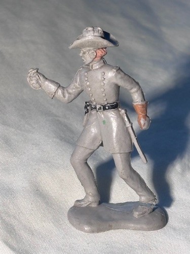 Crescent plastic toy soldiers - crescent,