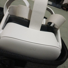 Oculus Quest  2, Two