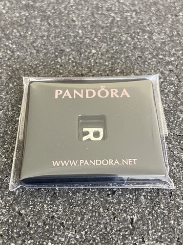 Pandora petite floating mini