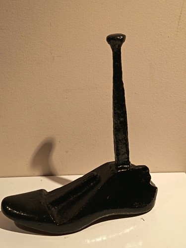 Vintage cast iron - cast, cobbler's