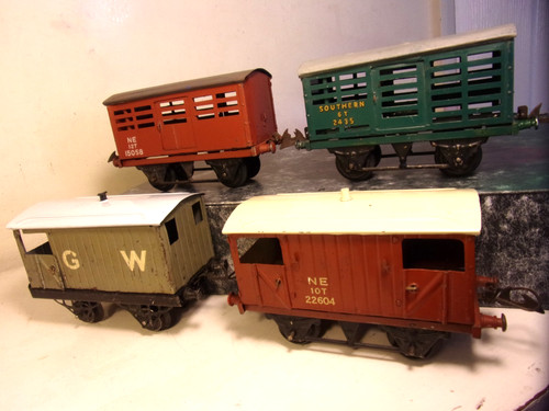 Hornby gauge 2 brake - =,